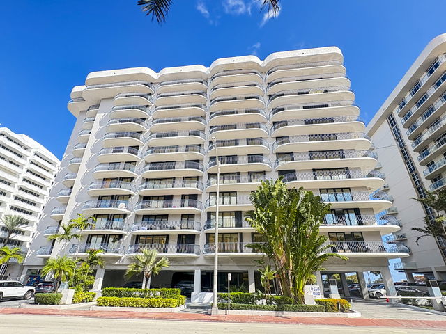 Champlain Towers North  photo 3